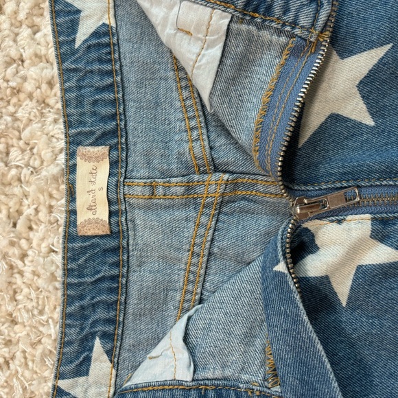 Jean zipper front mini skirt - Picture 3 of 5